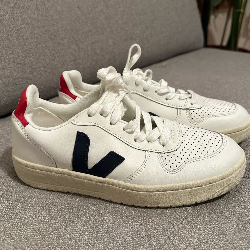 Veja x Bellarose sneakers 7 brand new